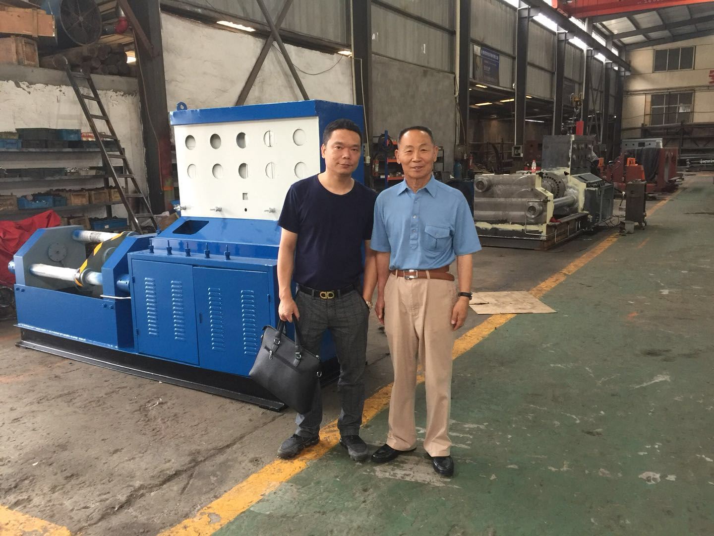 閥門業(yè)內專家陸培文總工來公司交流指導